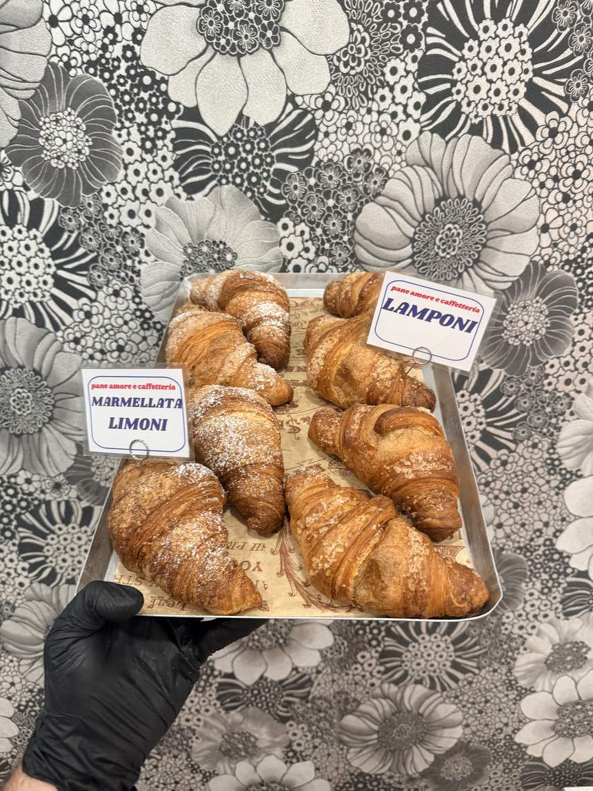 Brioche marmellata di limoni e lamponi